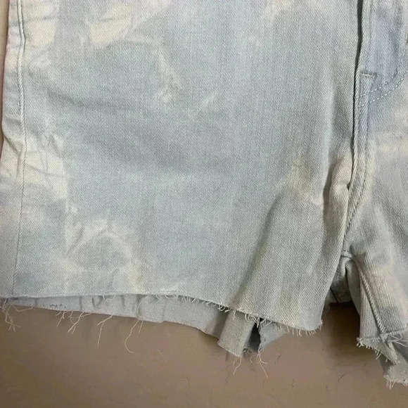 Levi's High Rise Bleached Wash Shorts Size 30 - Picture 6 of 14